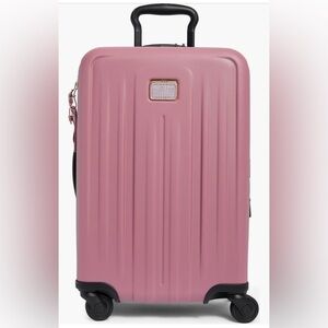 TUMI
V4
International
Carry-On - New